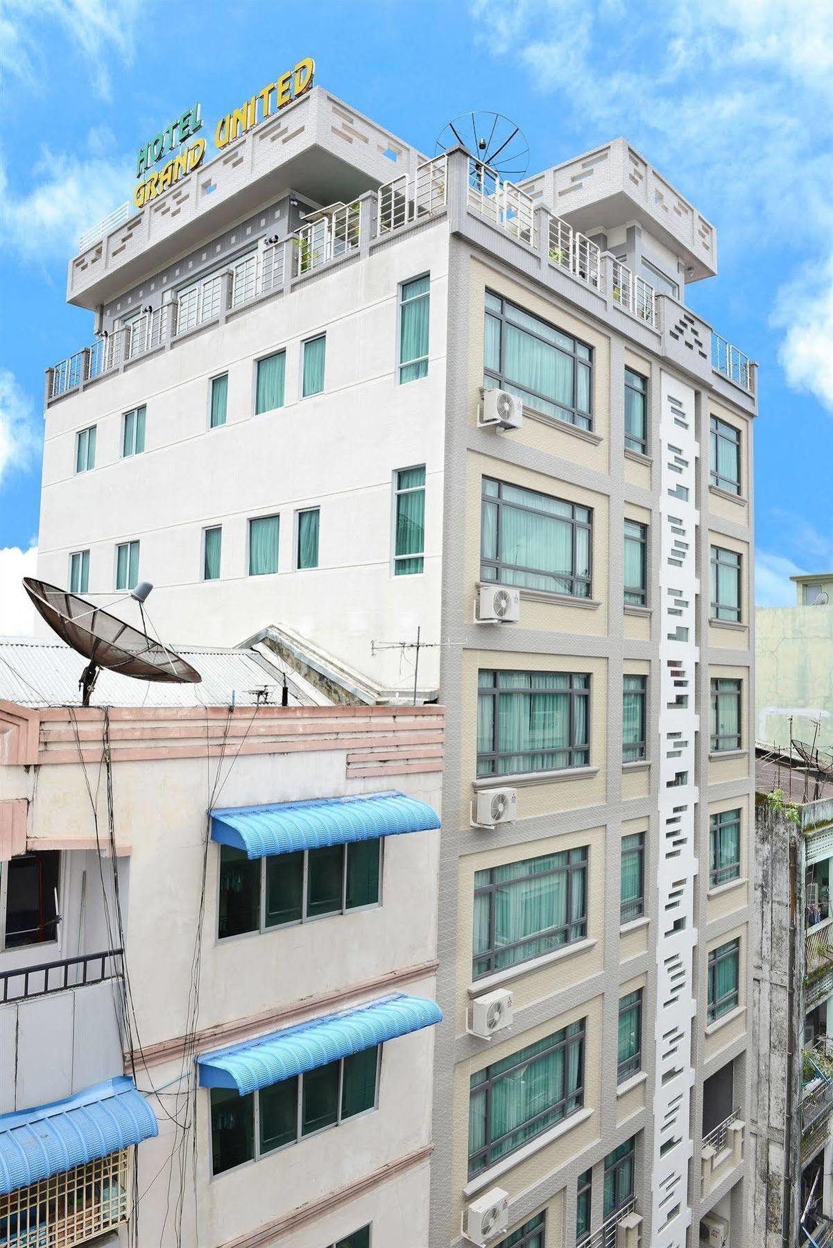 Hotel Grand United - 21St Downtown Yangón Exterior foto